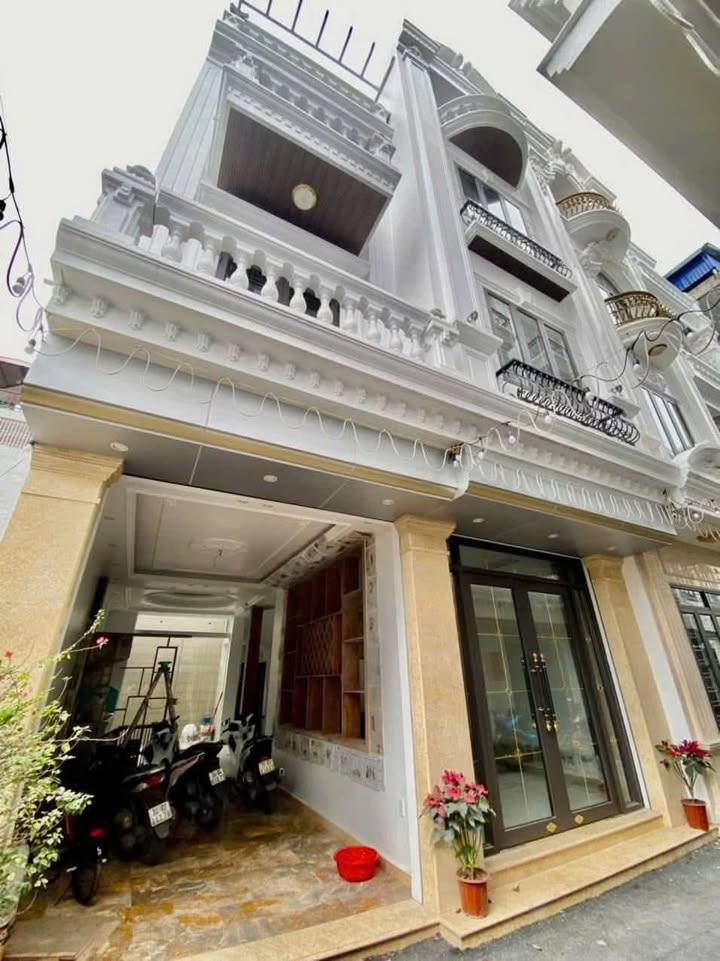 Nhà 4 tầng Nguyễn Văn Linh - Lê Chân, Hải Phòng 86m² giá 6 tỷ - Dân trí cao, gần chợ