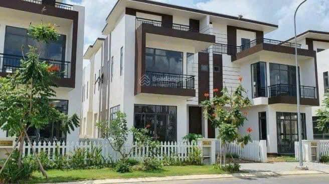 Biệt thự Trần Anh Riverside Bến Lức 112m² giá 3.15 tỷ - Chính chủ bán gấp!