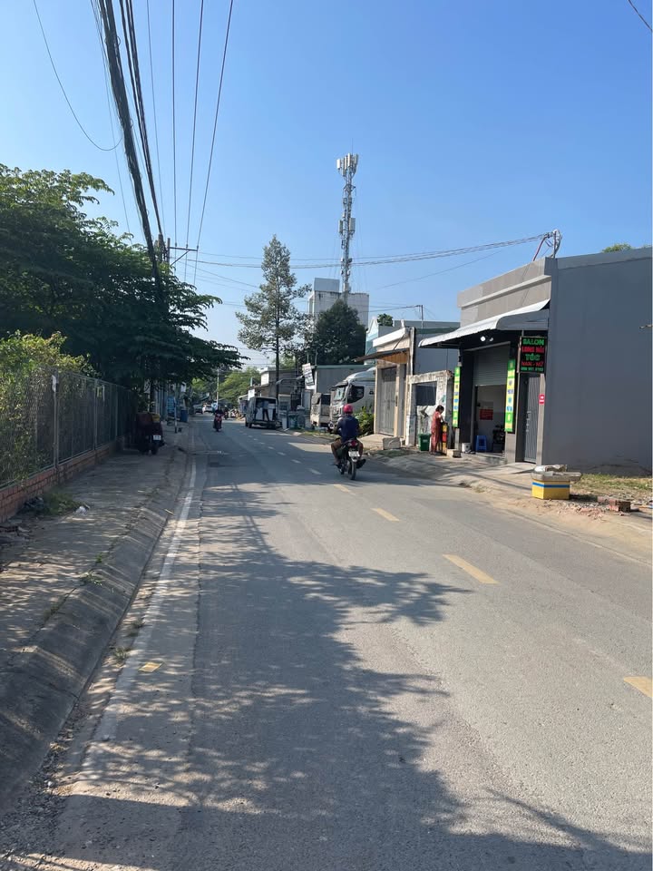 Đất mặt tiền Võ Văn Hát, Thủ Đức 136m² giá 8.9 tỷ - Cơ hội đầu tư hấp dẫn!