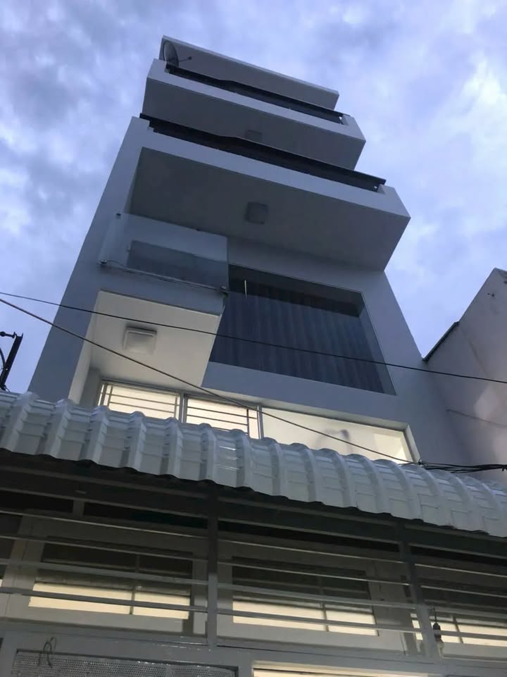 Nhà bán hẻm Tân Kỳ Tân Quý 33m² giá 4.95 tỷ - Sẵn sàng vào ở ngay!