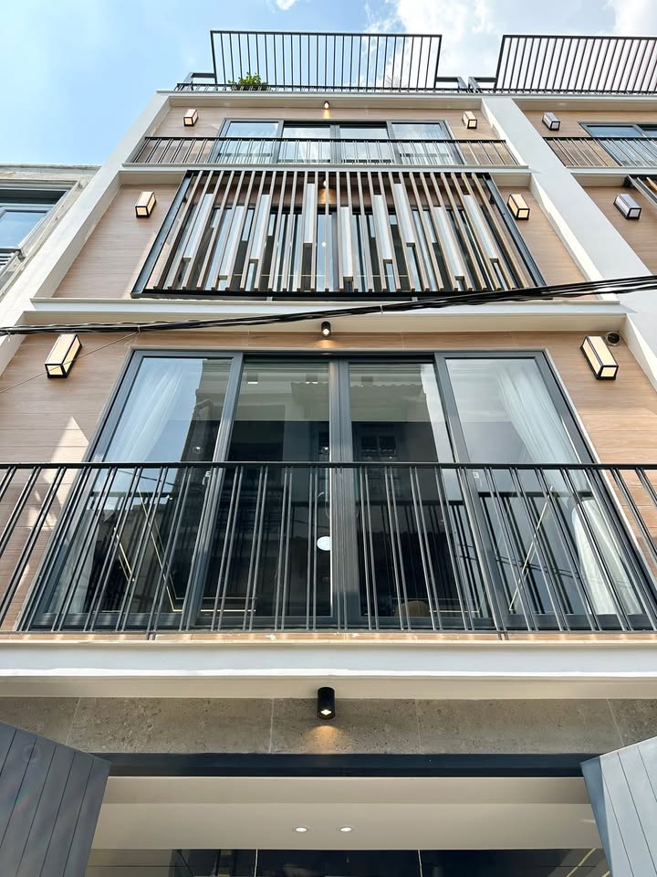 Nhà phố xây mới 38m² giá 7.35 tỷ - Thiết kế hiện đại, thuận tiện vào ở ngay!