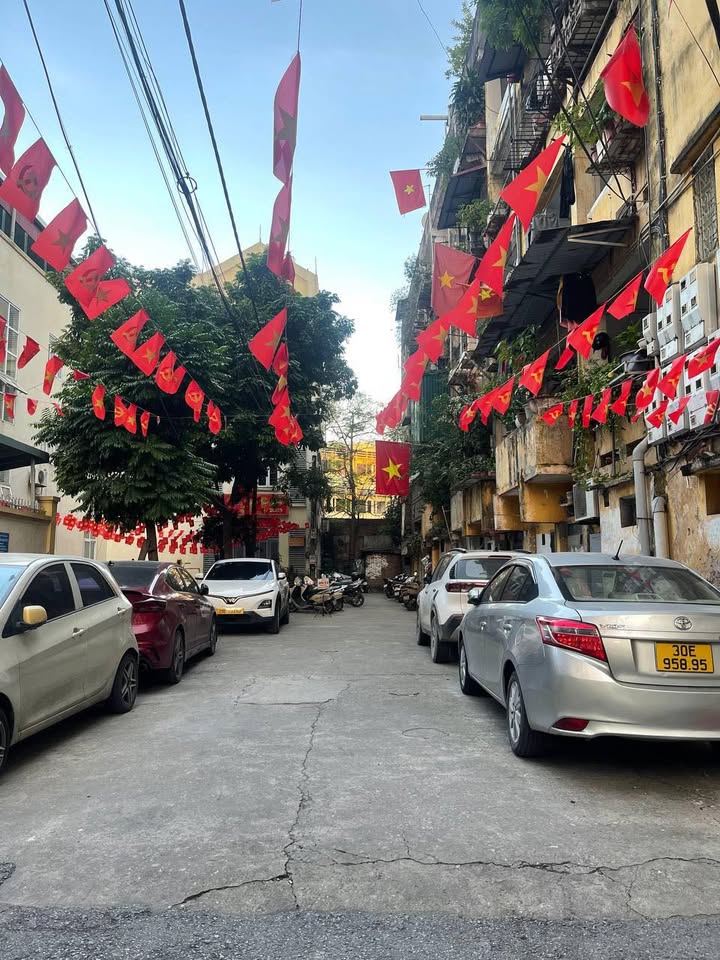 Căn hộ Minh Khai 70m² giá 3.68 tỷ - Full nội thất, ô tô đỗ chân tòa!