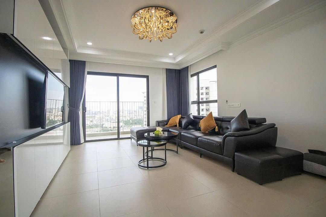 Căn hộ Kosmo Tây Hồ 125m² giá thỏa thuận - View hồ Tây tuyệt đẹp!