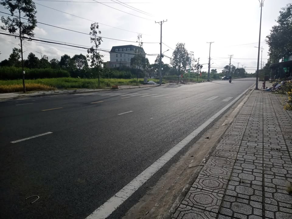 Đất nền mặt tiền Phường Bình Thủy 277m² giá 6.4 tỷ - Đối diện Khu tái định cư