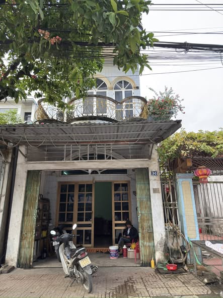 Bán gấp FrontHouse 180m² tại Bắc Quang - Nhà 2 tầng đẹp, giá thỏa thuận!