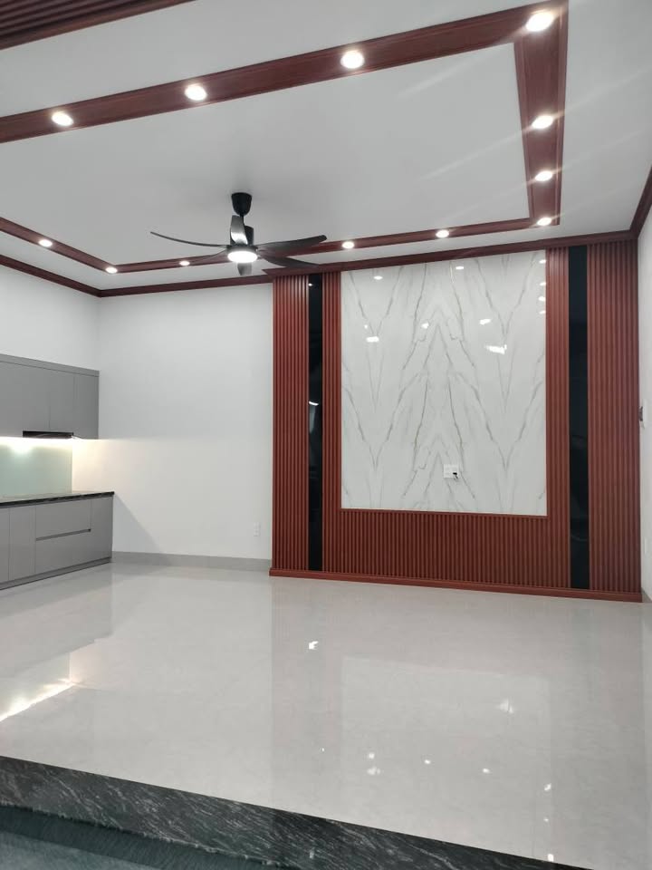 Nhà 2,5 tầng Tiền Phong Hưng Yên 50m² giá 2 tỷ - Đầu tư sinh lời hấp dẫn!