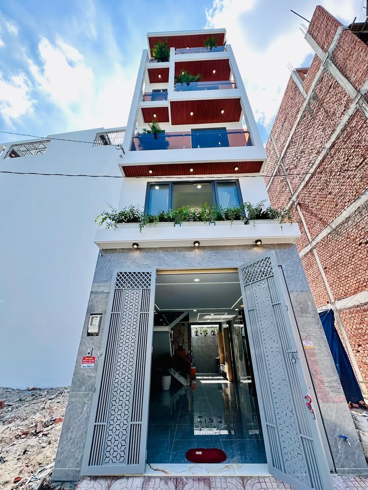 Nhà mới đường Thạnh Xuân 24, Quận 12, 60m² giá 6.25 tỷ - Thiết kế hiện đại, sẵn sàng ở ngay!