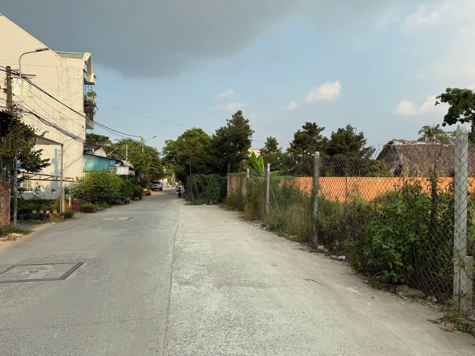 Đất mặt tiền Thạnh Lộc 39, Quận 12, 834m² giá 49 tỷ - Đầu tư lâu dài!