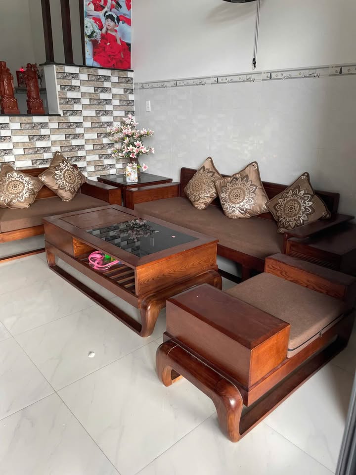 Nhà hẻm ô tô Hoàng Hoa Thám, 120m² giá 1.2 tỷ - Bán gấp chính chủ!