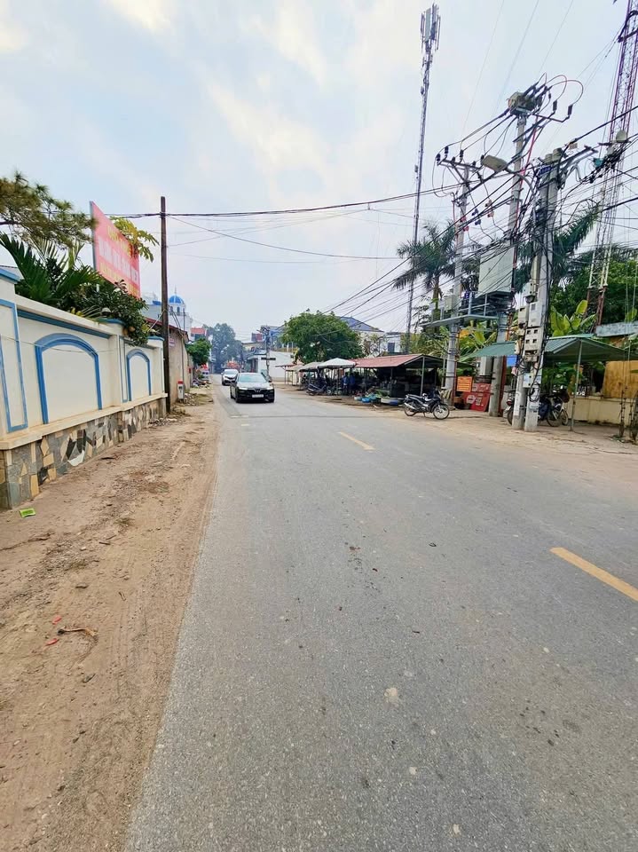 Đất kinh doanh Lập Trí, Minh Trí, Sóc Sơn 90m² giá chỉ 3.xx tỷ - Lô góc 2 mặt tiền sầm uất!