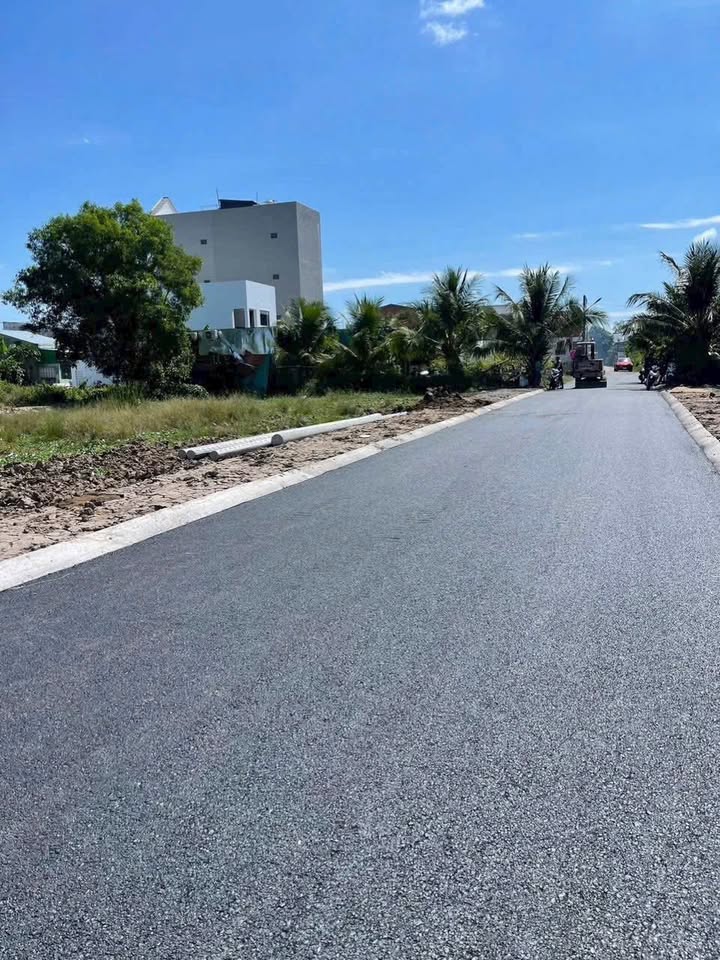 Đất nền đầu tư tại Trà Vinh 110m² giá 700 triệu - Hạ tầng hoàn thiện, đường nhựa mới!