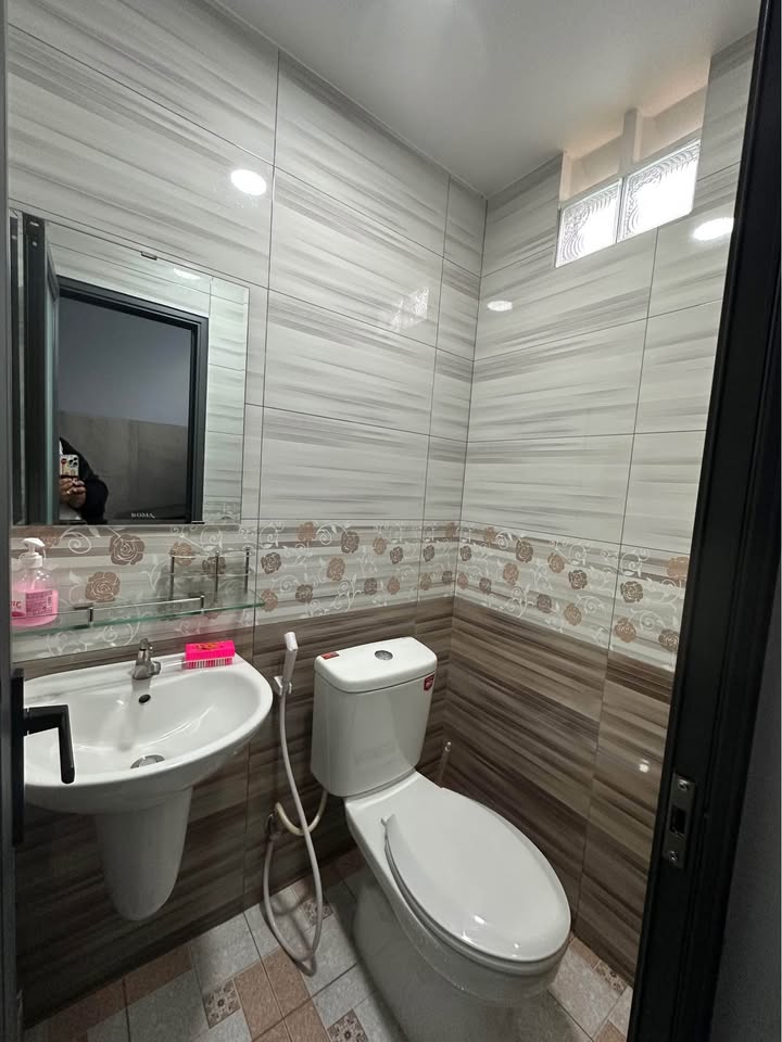 Nhà đẹp Thủ Khoa Huân, Châu Đốc - 80m² giá 1.85 tỷ - Sẵn sàng vào ở!