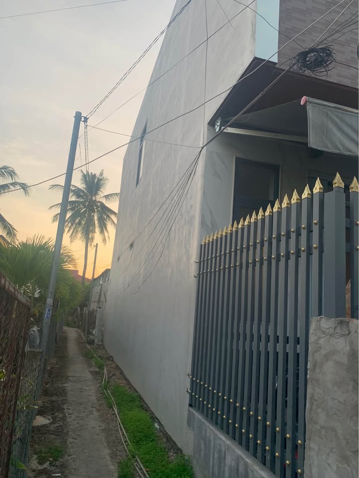 Nhà 1 trệt 1 lầu Phường Châu Đốc 80m² giá 1 tỷ - Sẵn sàng vào ở!