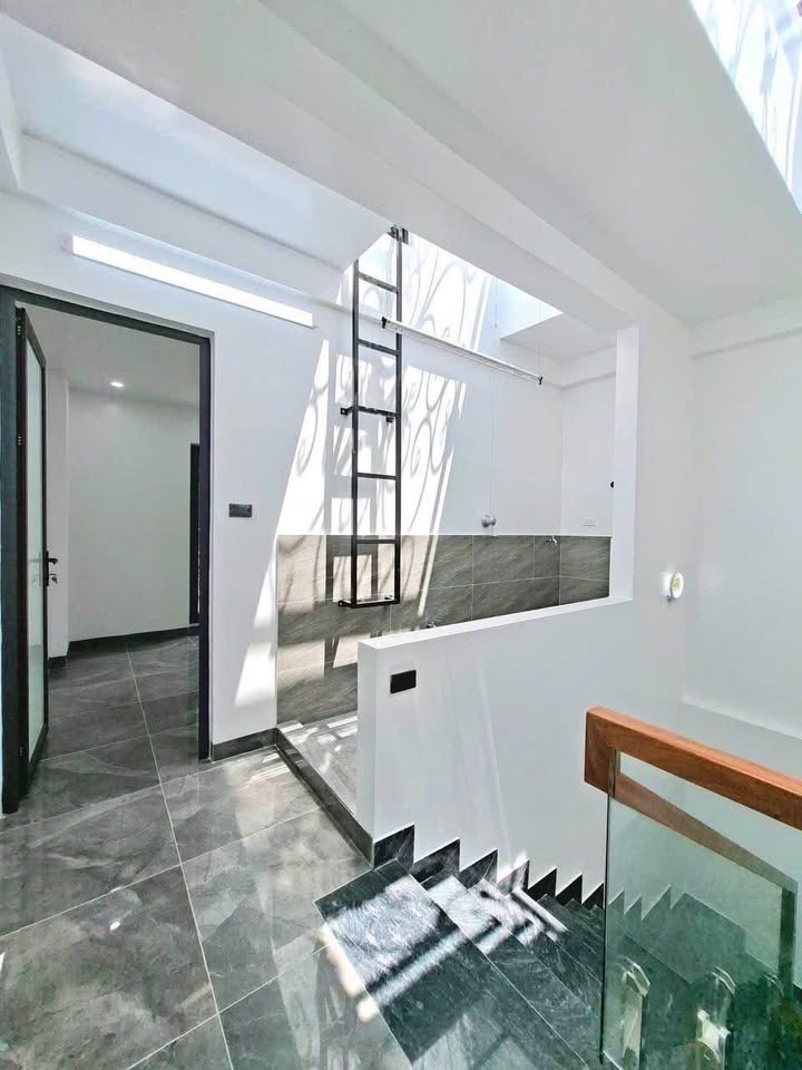 Nhà 4 tầng Đông Khê 41m² giá 3.99 tỷ - Thiết kế Smart Home hiện đại!