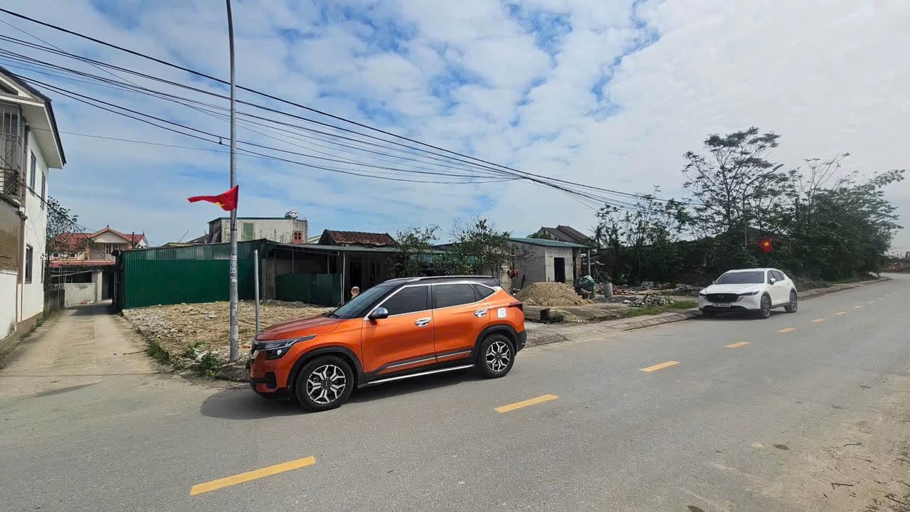 Đất Hưng Lộc Vinh 93.9m² giá 4.95 tỷ - Lô góc 2 mặt tiền đẹp!