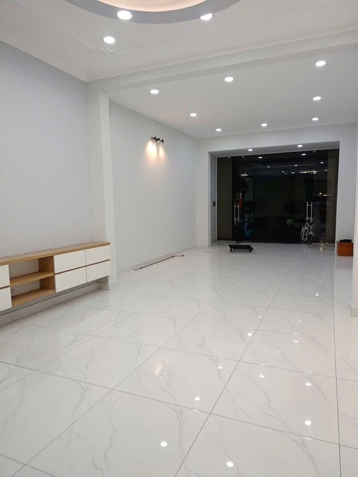 Nhà phố Trần Thanh Mại, Bình Tân 70m² giá 8.x tỷ - Kinh doanh sầm uất!