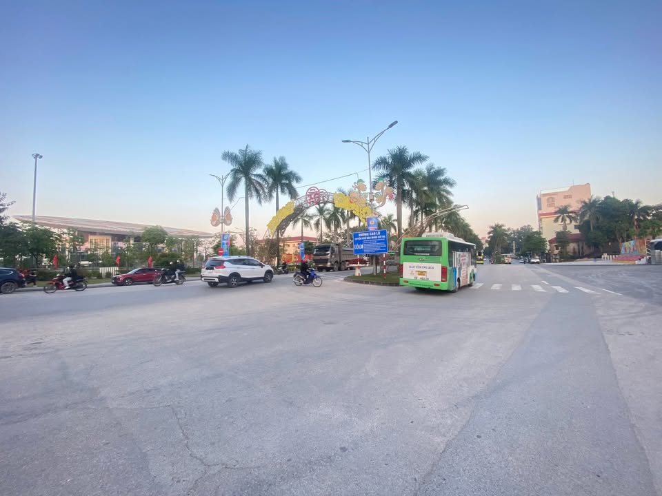 Nhà 2 tầng tại Phan Xá, Uy Nỗ 90m² giá 11 tỷ - Ô tô vào nhà, sổ đỏ chính chủ!