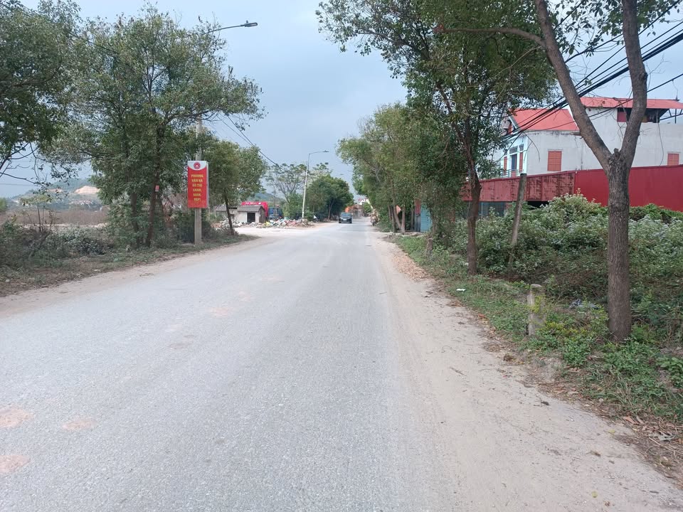 Đất nền Vân Hà, Việt Yên 100m² giá 2 tỷ - Mặt tiền đẹp, giao thông thuận lợi!