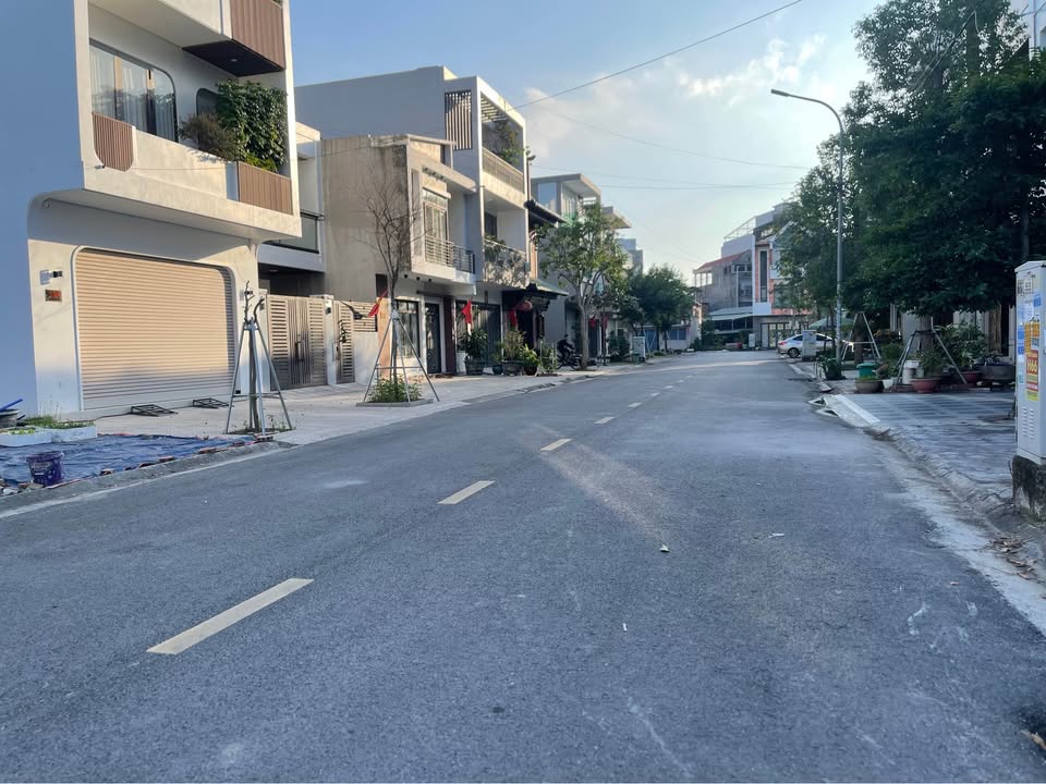 Đất nền Quang Trung Uông Bí 84m² - Vị trí kinh doanh đắc địa!