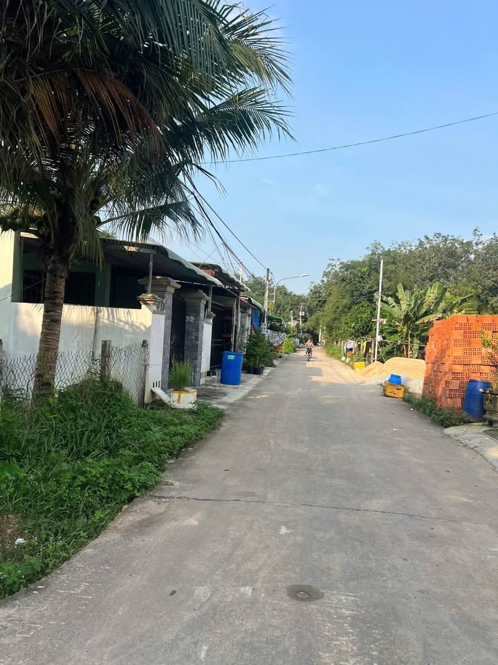 Đất thổ cư Bến Tượng, Bến Cát 165m² giá 1 tỷ - Vị trí chiến lược gần chợ và trường học!