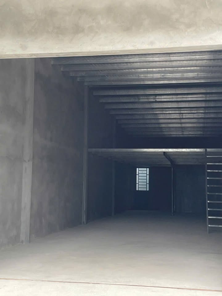 Kho cho thuê mặt tiền đường 7,5m Khu Hòa Minh, Đà Nẵng - Diện tích 130m² chỉ 8 triệu/tháng!