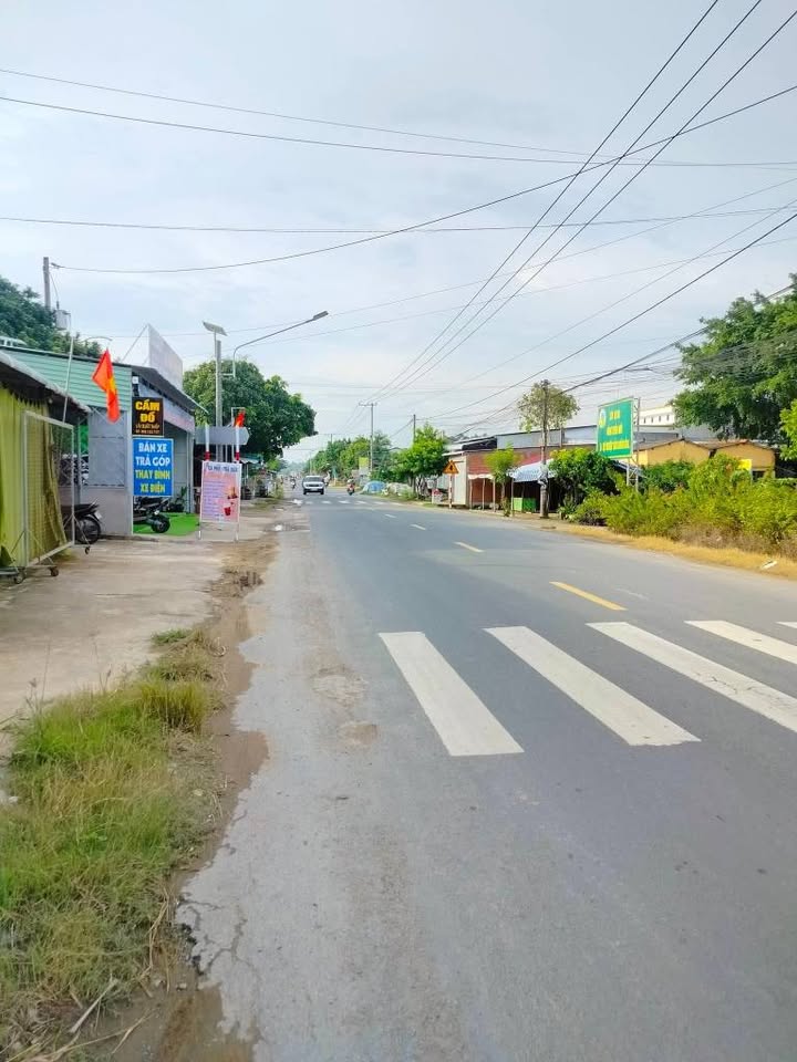 Nhà mặt tiền Quốc lộ 54, Mỹ Chánh 283.4m² giá 2 tỷ - Kinh doanh ngay!