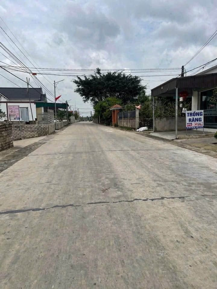 Đất nền mặt tiền Trần Nhật Duật, xã Quỳnh Lộc, 237m² - Giá chỉ 200 triệu!