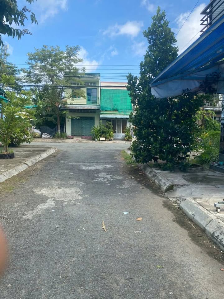 Đất thổ cư Tân Ngãi, Vĩnh Long 62,4m² giá 920 triệu - Bán gấp, lộ nhựa ô tô quay đầu!