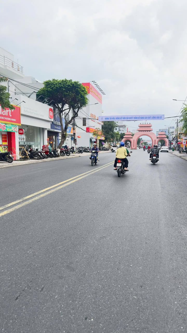 Bán lô góc 3 mặt tiền Nguyễn Trung Trực - Trần Quang Khải, 240m² giá 20 tỷ - Đầu tư sinh lời ngay!