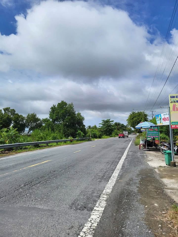 Đất mặt tiền đường QL 61, xã Long Thạnh, huyện Giồng Riềng, 605m² - Giá tốt chính chủ 750 triệu!