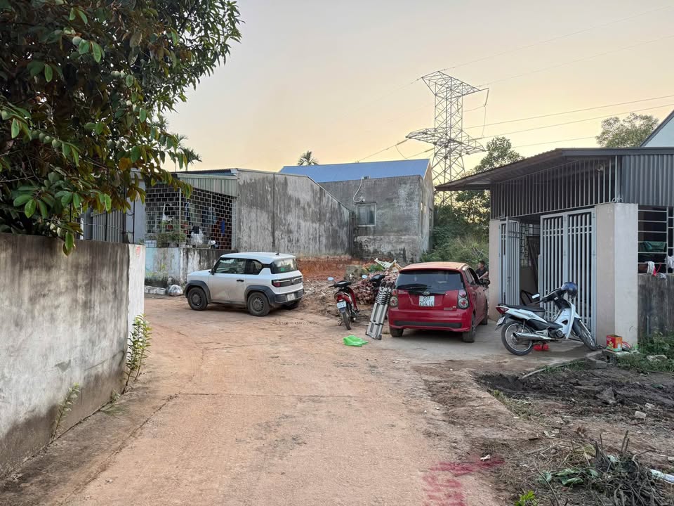 Đất nền xóm Sơn Tiến, Quyết Thắng 64m² giá 1.4 tỷ - Đường ô tô vào tận nơi!