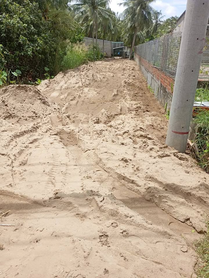 Đất mặt tiền Quốc Lộ Châu Hưng 420m² giá 4.2 tỷ - Vị trí vàng cho kinh doanh!