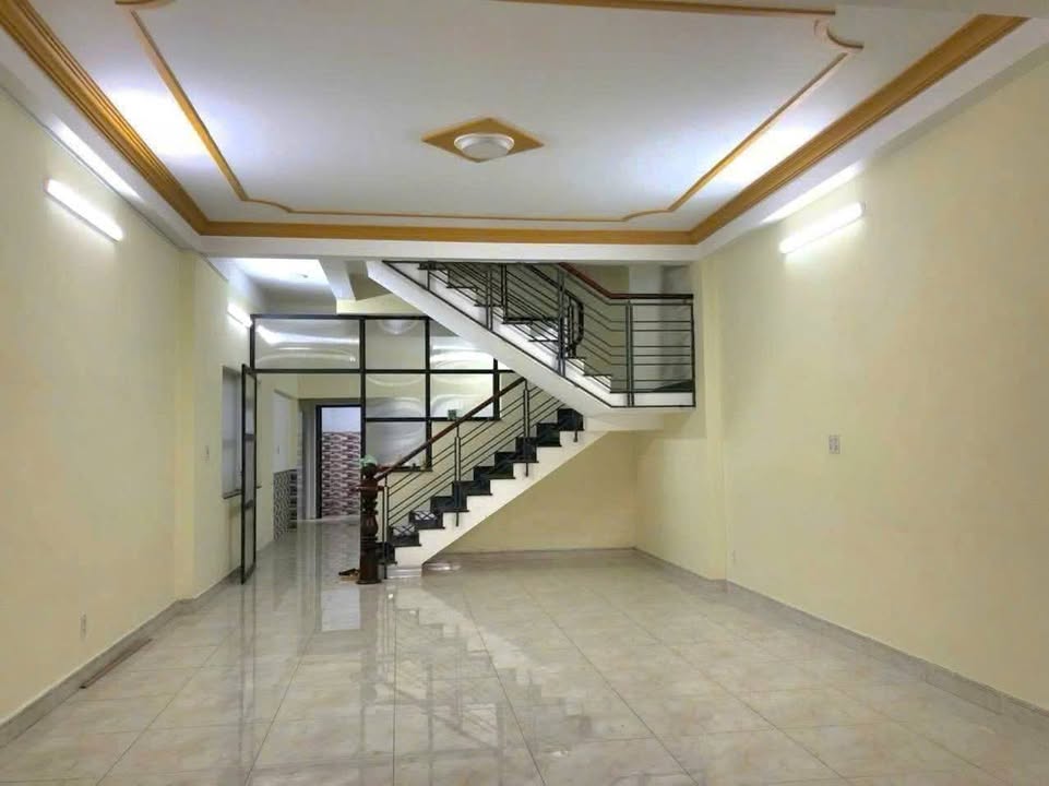 Cho thuê nhà mặt tiền Trần Trọng Cung, Quận 7, 125m² - Vị trí kinh doanh lý tưởng!