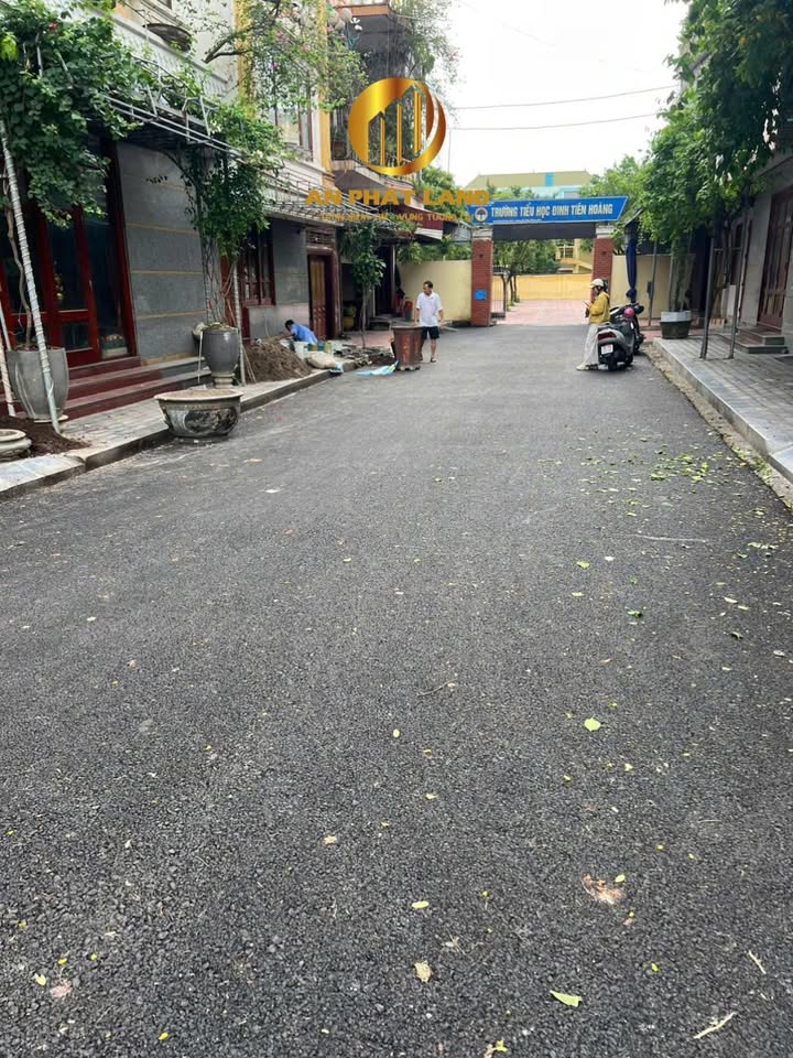 Nhà 2 tầng ngõ 371 Nguyễn Công Trứ 62.8m² giá 4.9 tỷ - Tiềm năng kinh doanh tốt!