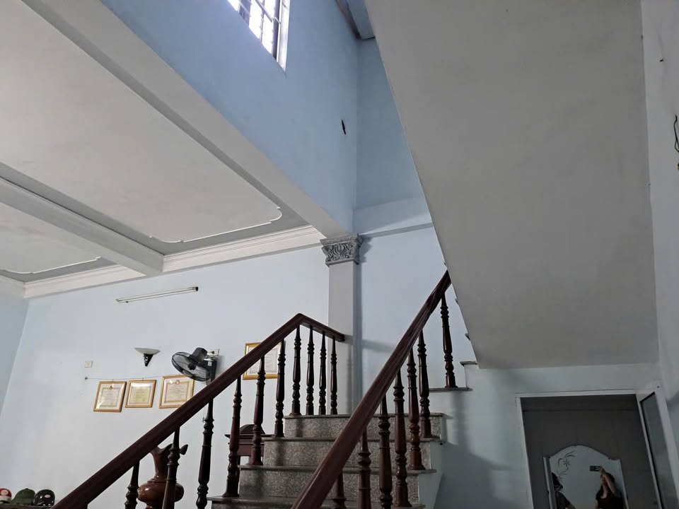 Bán đất tặng nhà 1 tầng mặt đường Bích Đào 100m² giá 6 tỷ - Kinh doanh sầm uất!