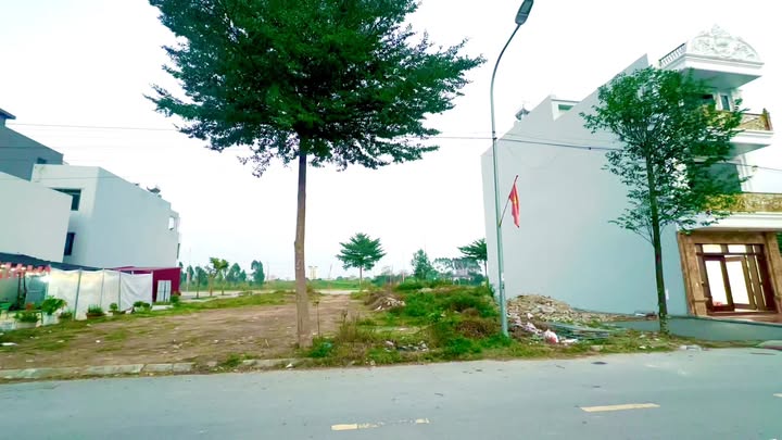 Đất nền Đồng Sơn Bắc Giang 91.5m² giá 4 tỷ - Gần trường học thuận tiện!