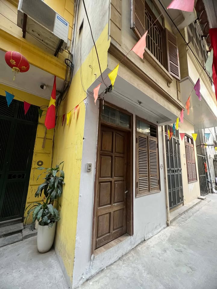 Nhà riêng cho thuê tại Giang Văn Minh, Ba Đình 50m² chỉ 5.5 triệu - Chính chủ!