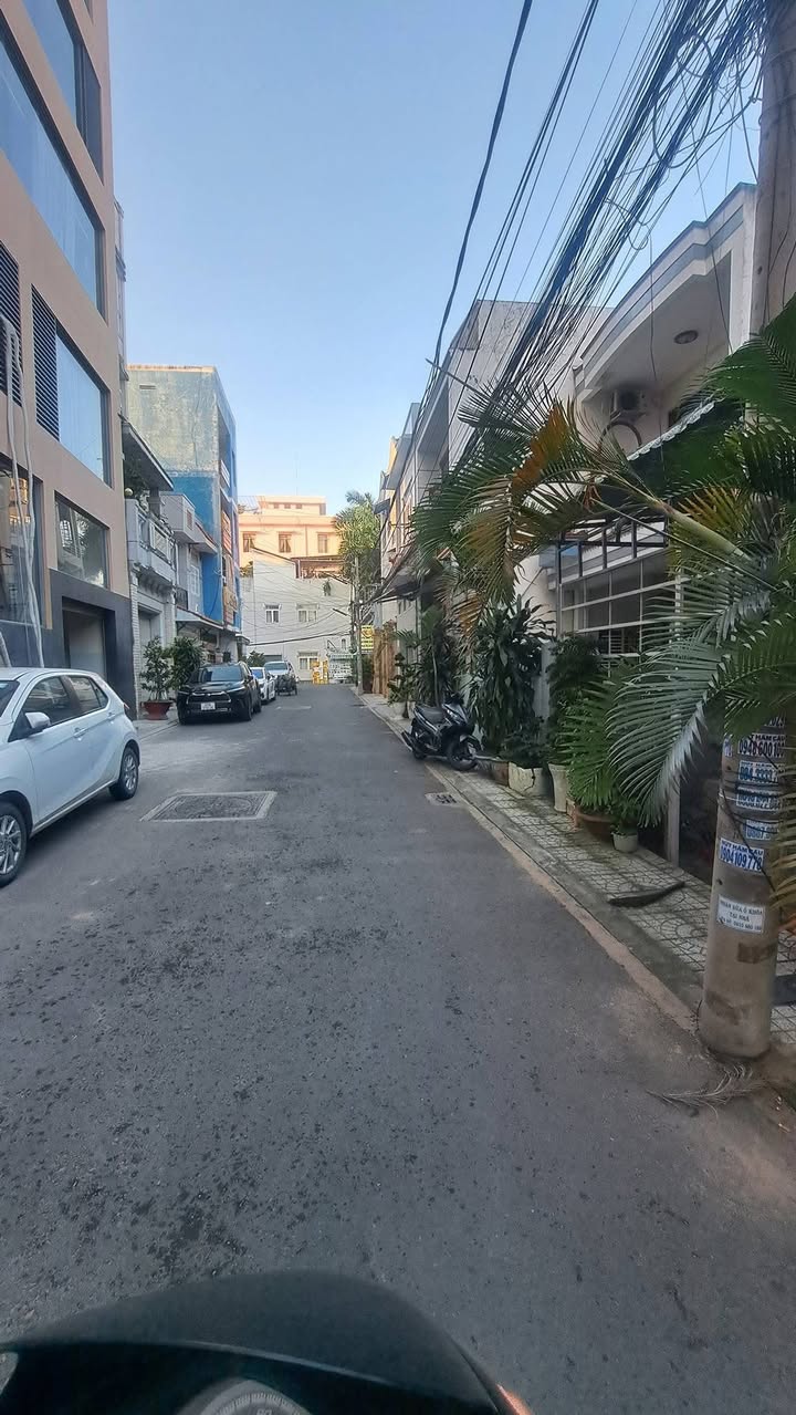 Nhà nguyên căn 1 trệt 1 lầu hẻm 3T2 đường 30/4, Cần Thơ - Nội thất đầy đủ, tiện nghi sống tuyệt vời!