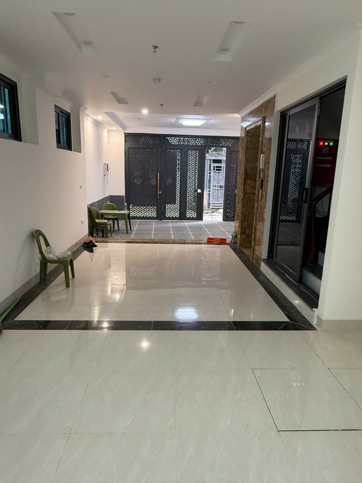 Căn hộ Ba Đình 68m² giá 24.5 tỷ - Kinh doanh đỉnh, vị trí siêu đẹp!