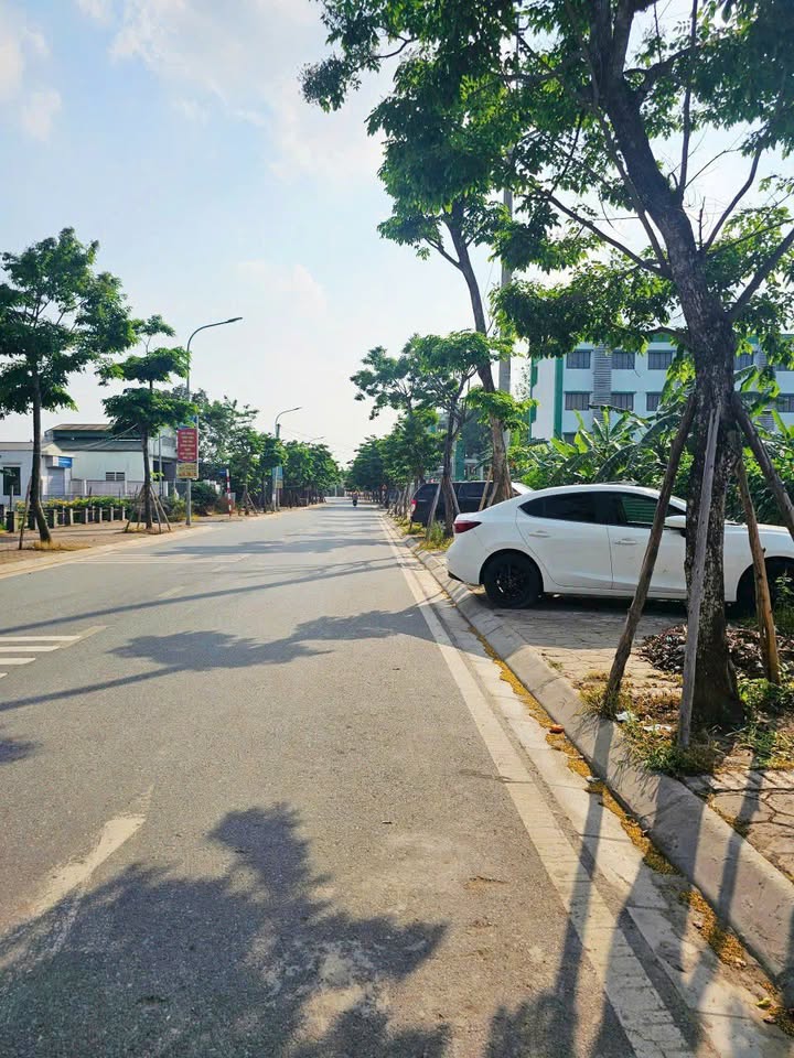 Đất đấu giá Đặng Xá 84m² giá thỏa thuận - Sổ đỏ chính chủ, vị trí đắc địa!