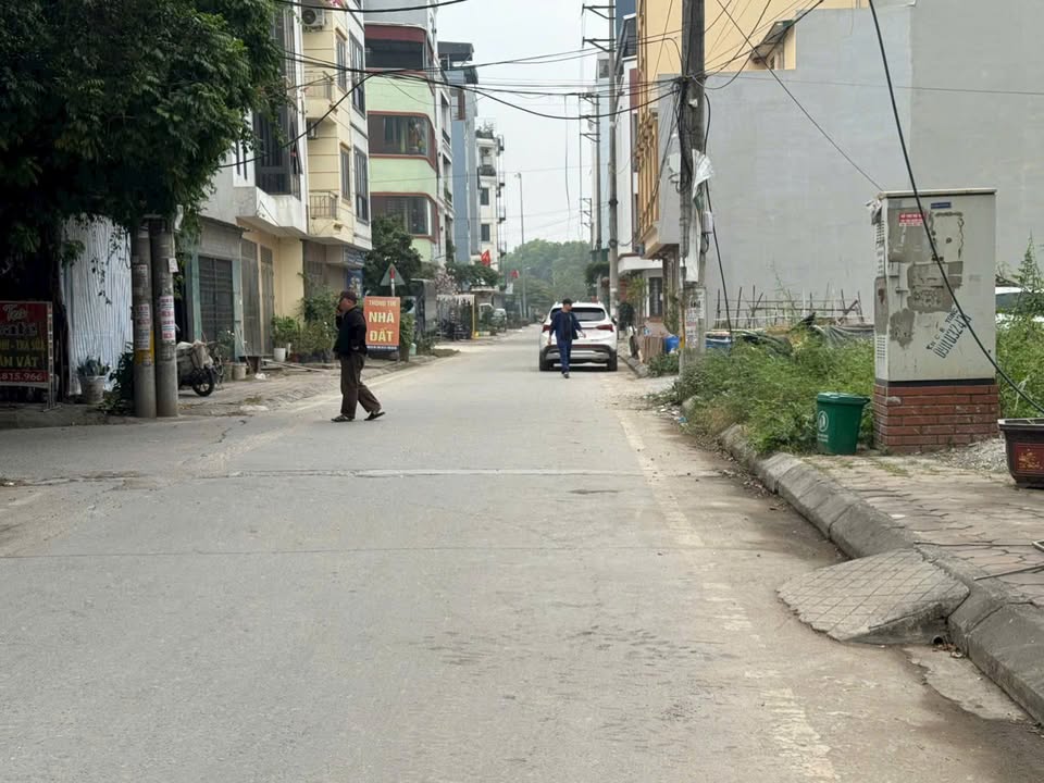 Đất dịch vụ Phú Vinh khu 2, An Khánh 41.6m² - Kinh doanh sầm uất, giá thương lượng!