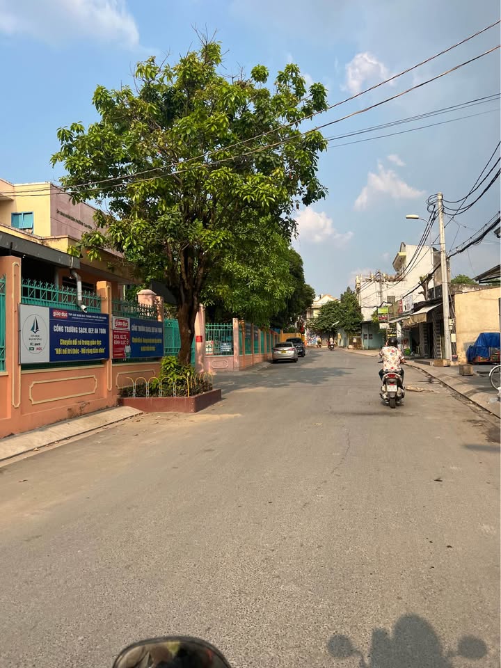 Nhà phố Tam Bình, Thủ Đức 100m² giá 4 tỷ - Ngang khủng 4.4m, đầu tư sinh lời!