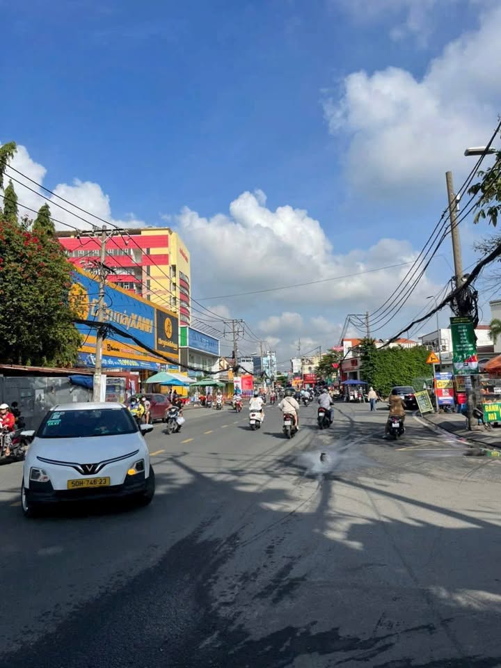 Đất mặt tiền Trần Thị Điệu, Phước Long B, Thủ Đức 143m² giá 10.5 tỷ - Vị trí kinh doanh thuận lợi!