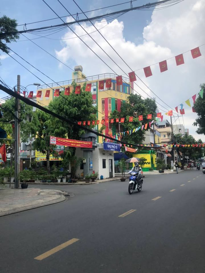 Mặt tiền FrontHouse Nguyễn Minh Hoàng, Tân Bình 80m² giá 18.1 tỷ - Đầu tư sinh lời ổn định!