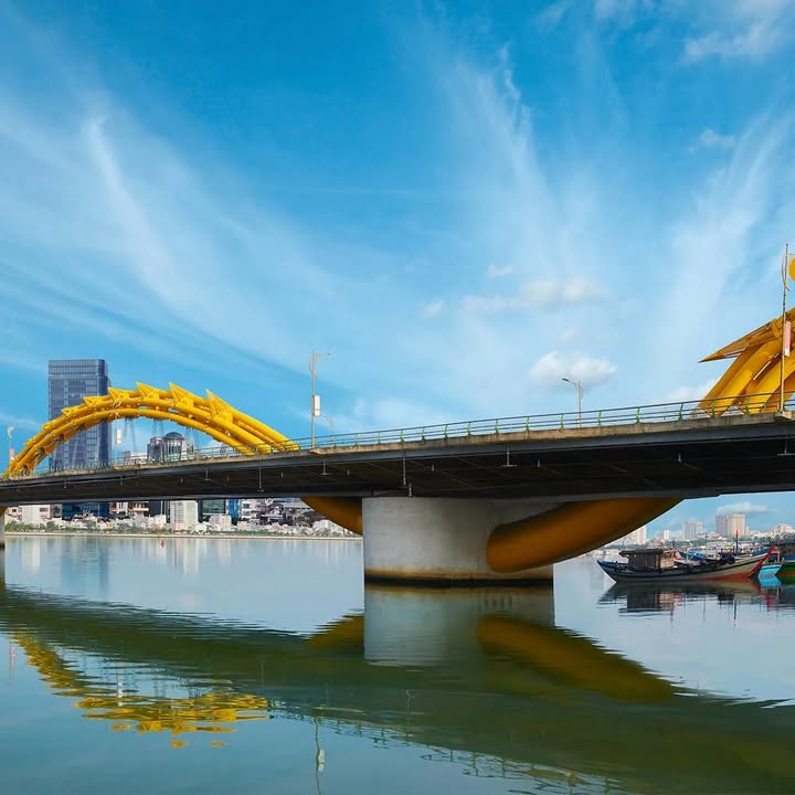 Tòa nhà 7 tầng mặt tiền đường 2-9, Hải Châu, Đà Nẵng - Kinh doanh đa năng, giá thỏa thuận