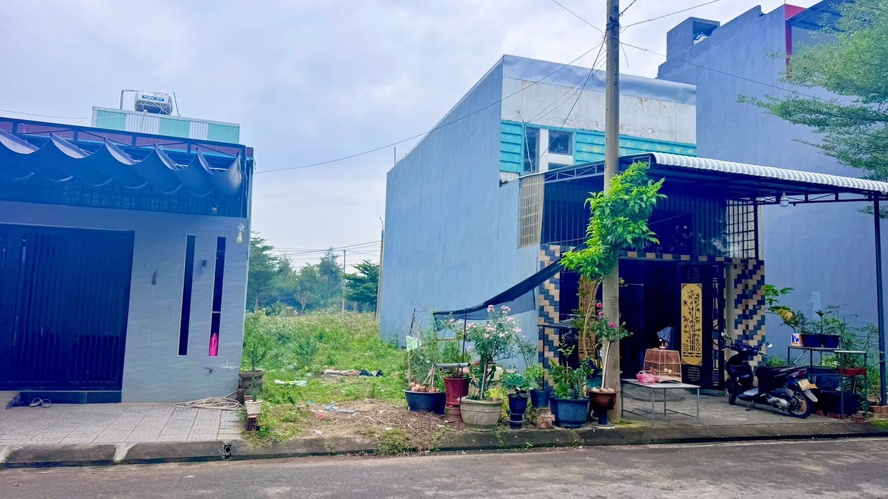 Đất nền Hòa Hải Đà Nẵng 70m² giá 2.75 tỷ - Sát Đại học FPT, view công viên thoáng mát!