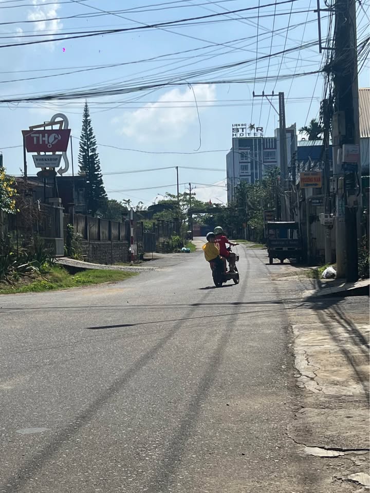 Lô đất 114m² mặt tiền đường Hà Huy Tập, Bảo Lộc giá 4.3 tỷ - Thích hợp xây nhà ở lâu dài!