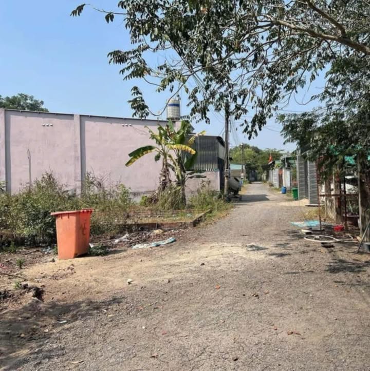 Lô đất thổ cư Long Thành 138m² giá 2.05 tỷ - Đường xe hơi thông thoáng