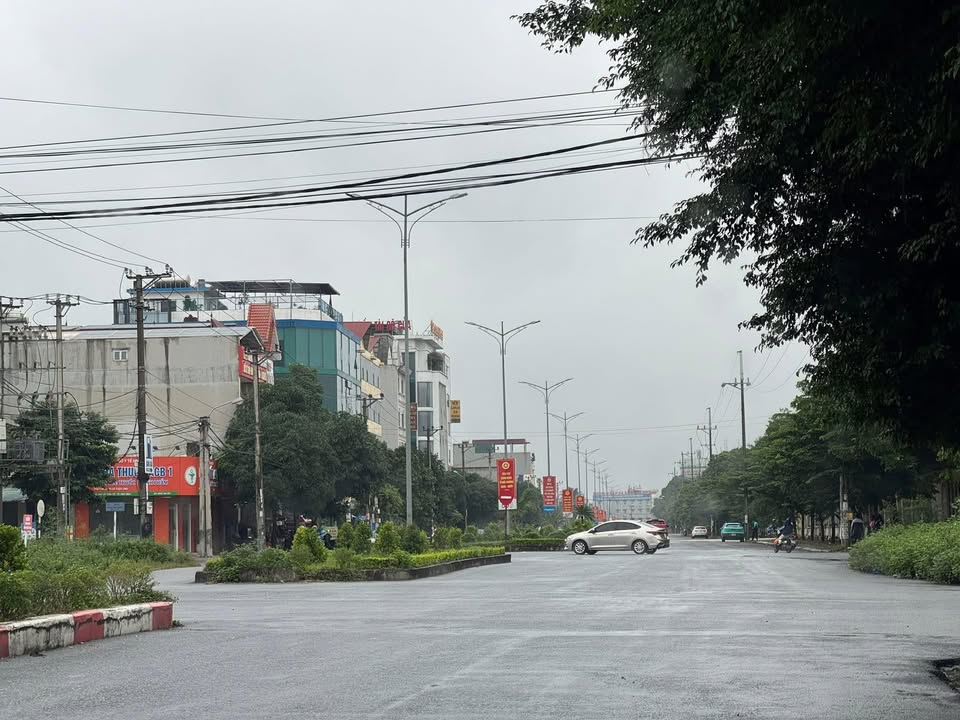 Đất mặt tiền đường nhựa xã Phước Minh, huyện Bù Gia Mập, 7100m² - Giá bán chỉ 800 triệu!