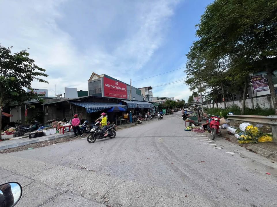 Đất nền 100m² tại Tân Phong, Quảng Xương chỉ 1 tỷ - Đường ô tô tránh nhau thông thoáng!